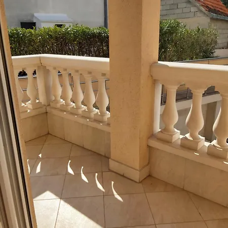 Апартаменты Franz Apartmanz Трогир