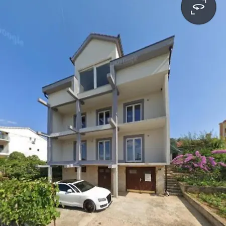 Апартаменты Franz Apartmanz Трогир